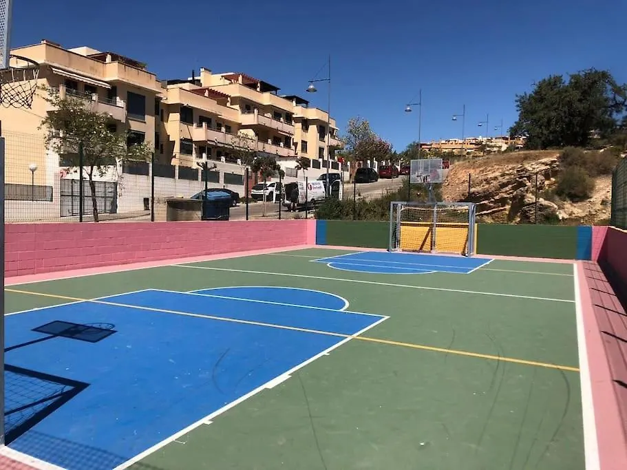Apartman Bajo Con Jardin En Primera Linea De Playa Málaga Spanyolország